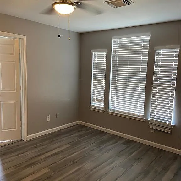 18107 Flower Grove Ct — Photo 3