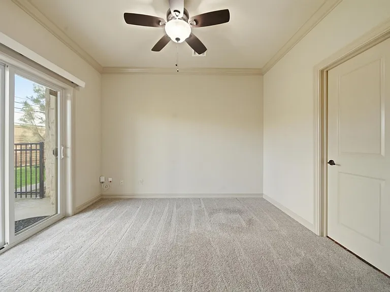 1333 E 41st Pl — Photo 25