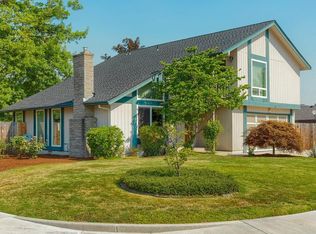 2581 Stonebrook Dr, Medford, OR 97504