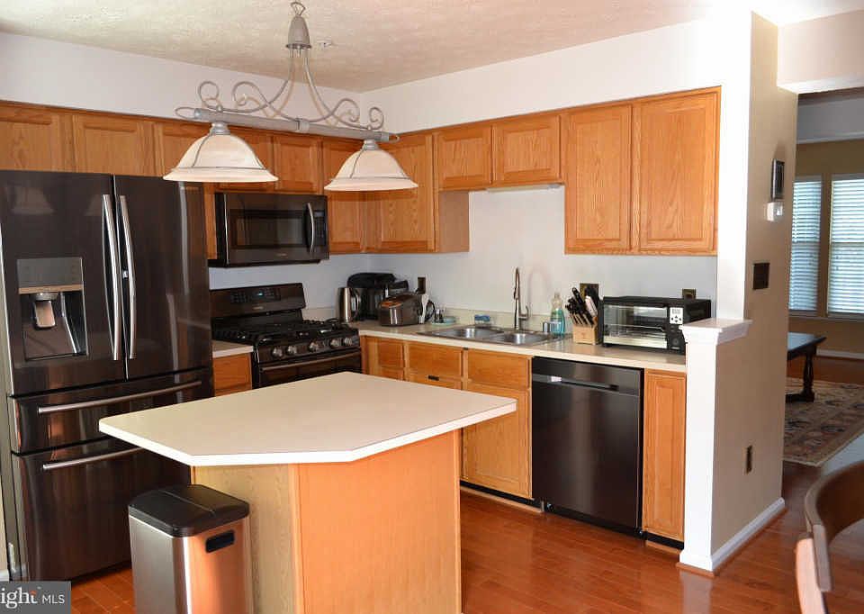 1st image of 8506 Pine Meadows Dr