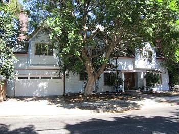 1st image of 1390 Curtiss Ave