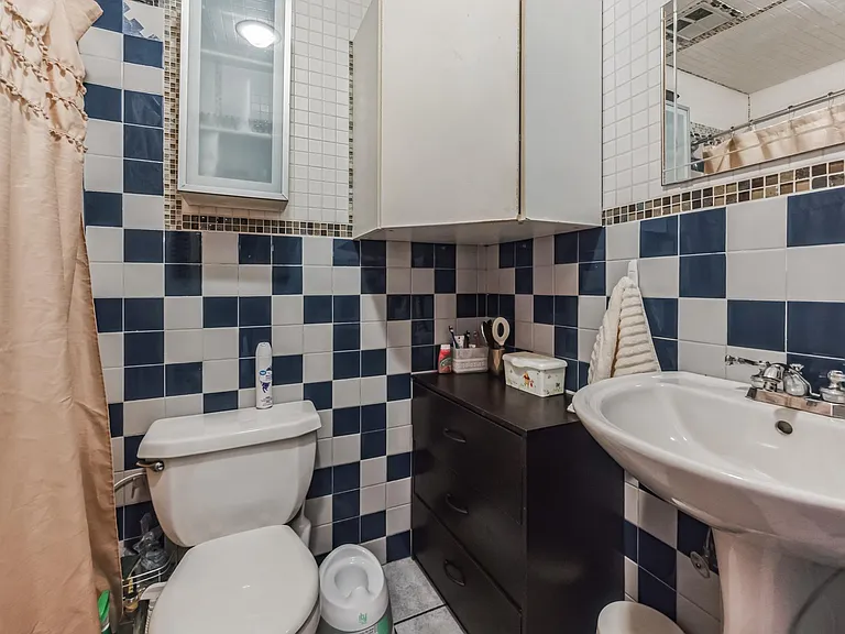 1227 Nova Ct #1 — Photo 31