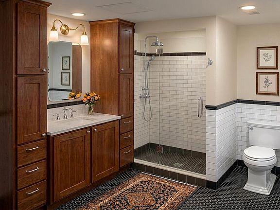4th image of 120 West Street #5