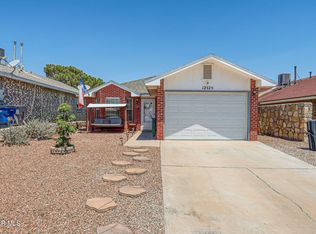12525 Wendy Reed Dr, El Paso, TX 79928