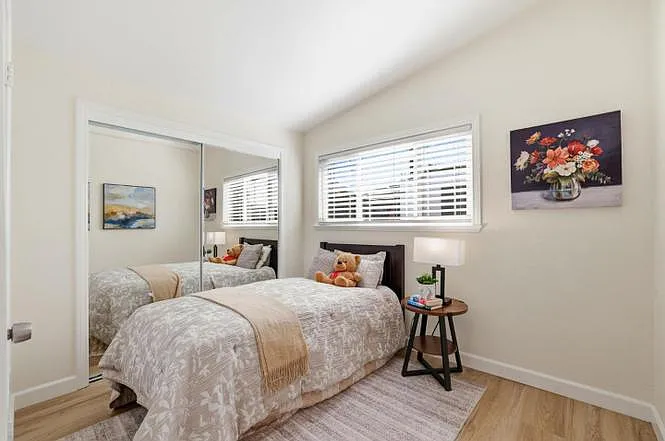 1800 Seaview Dr — Photo 5
