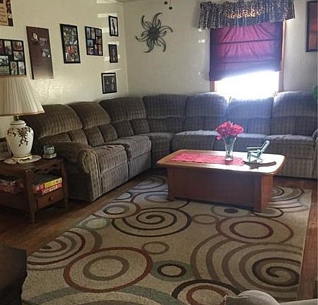 2nd image of 407 Sloan Ave