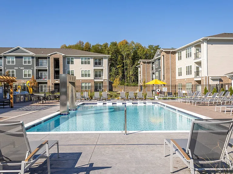 Viridian Apartments — Photo 14