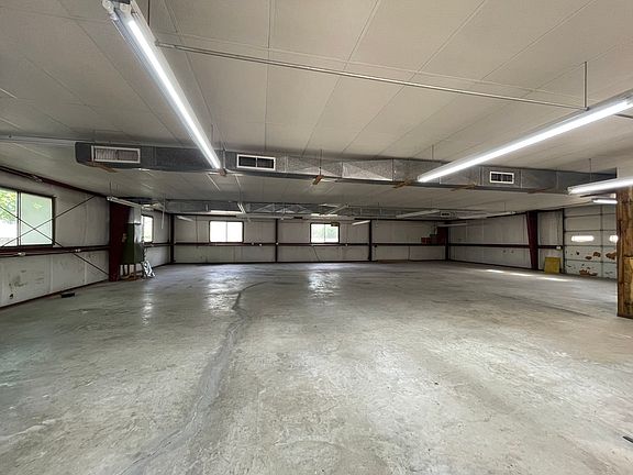 2nd image of 105 N Milam St #1