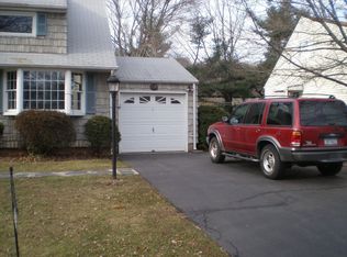 432 Warfield Rd, North Plainfield, NJ 07063