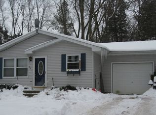 561 Quarry St, Baraboo, WI 53913