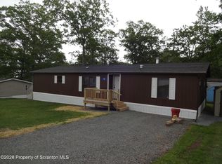 16 Hi View Dr, Lake Ariel, PA 18436