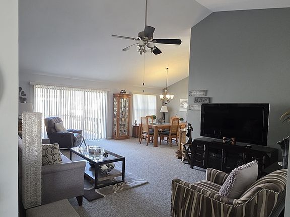 3rd image of 20948 W Orangeblossom Ln