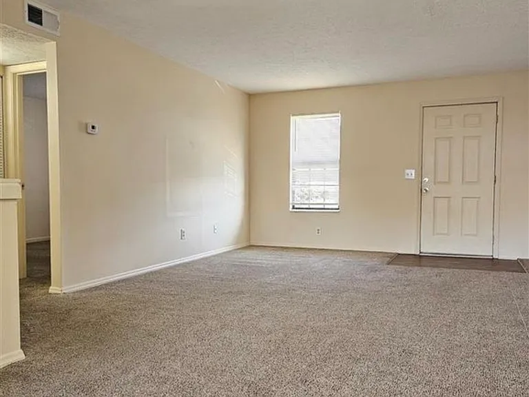 2841 Frontier Ct #1 — Photo 2