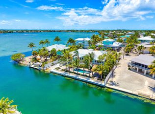 17042 Starfish Ln W, Sugarloaf Key, FL 33042