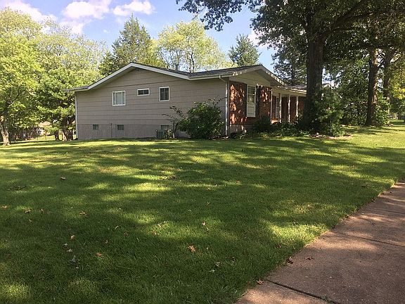 2nd image of 6277 Lake Paddock Dr