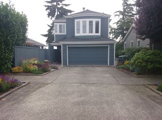 3218 38th Ave W, Seattle, WA 98199