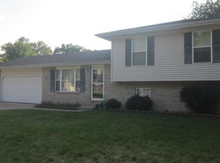 2274 Windwood St, Portage, IN 46368