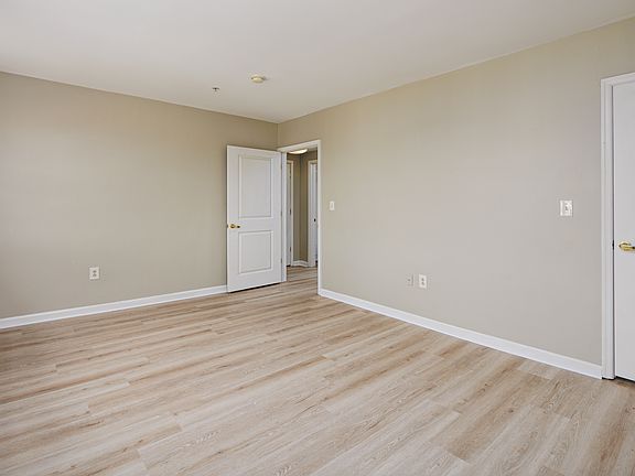 Bedroom #1