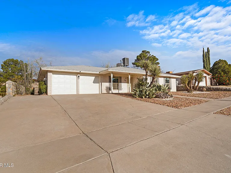 7141 Gran Vida Dr — Photo 3