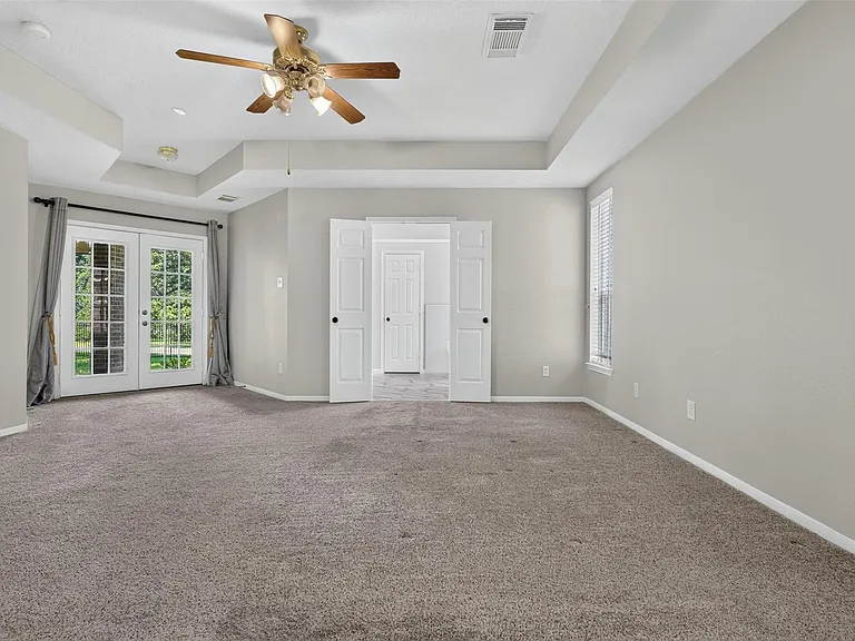 108 Oak Creek Ln — Photo 30