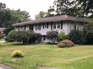 2 Peggy Ln, Wappingers Falls, NY 12590