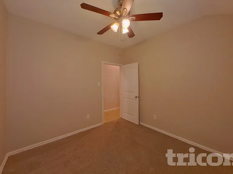 728 Walls Blvd — Photo 11