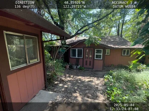 19793 Oak Knoll Dr, Lakehead, CA 96051