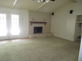 4th image of 1043 Dove Creek Dr