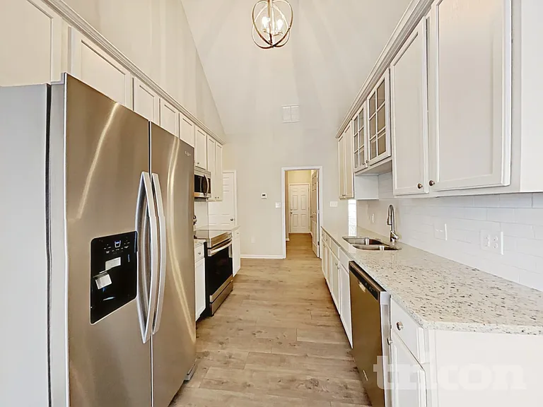 295 Wisteria Blvd — Photo 9
