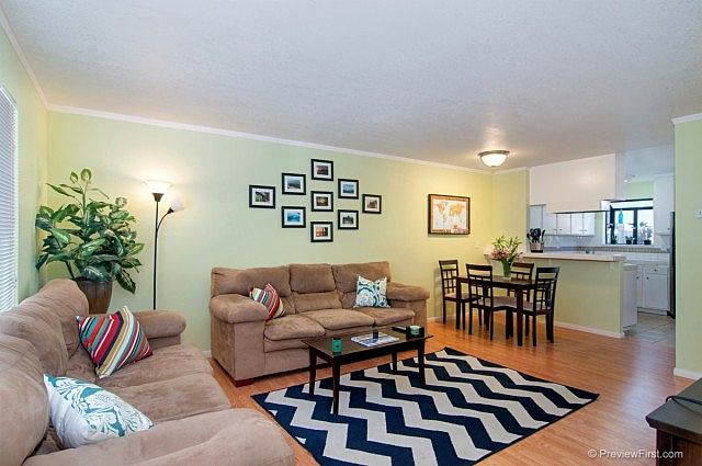 1st image of 4459 Clairemont Dr APT C