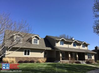 2024 Stagecoach Rd, Grand Island, NE 68801