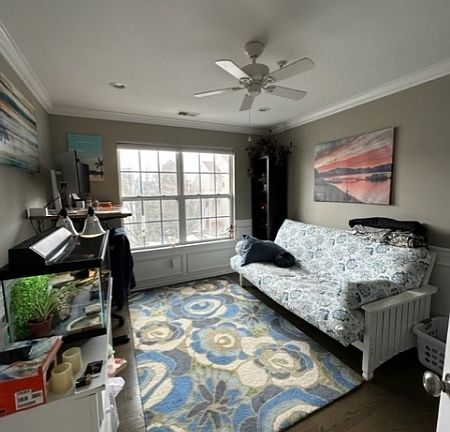 2nd image of 93 Lakeview Ct