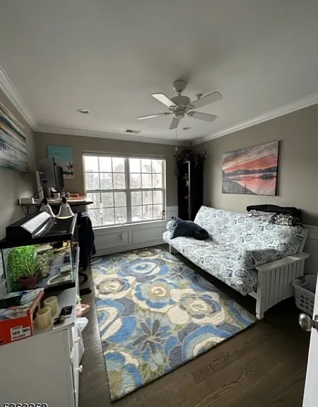 93 Lakeview Ct — Photo 2