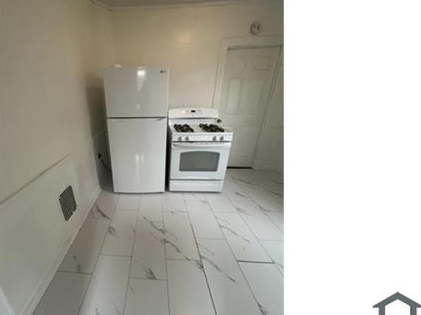 1615 Cedar Ave FLOOR 2