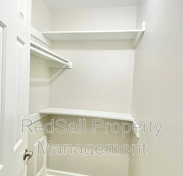 39 Whites Ln #B — Photo 7