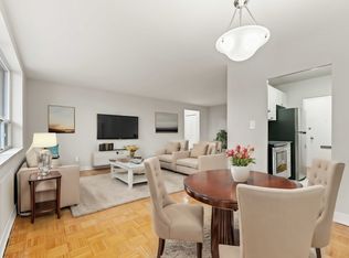 Ridout Towers, London, ON N6C 3X5