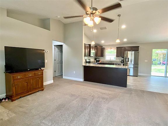 5th image of 3304 W Viking Ln