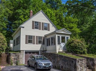 11 Chapel St, Ashburnham, MA 01430