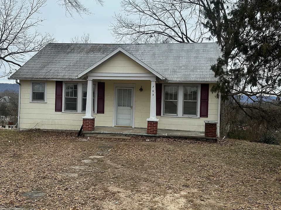 703 Jacobs Ave