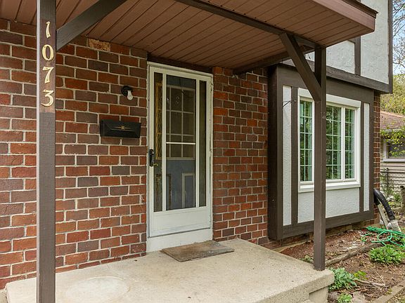 3rd image of 1073 Sweet St NE