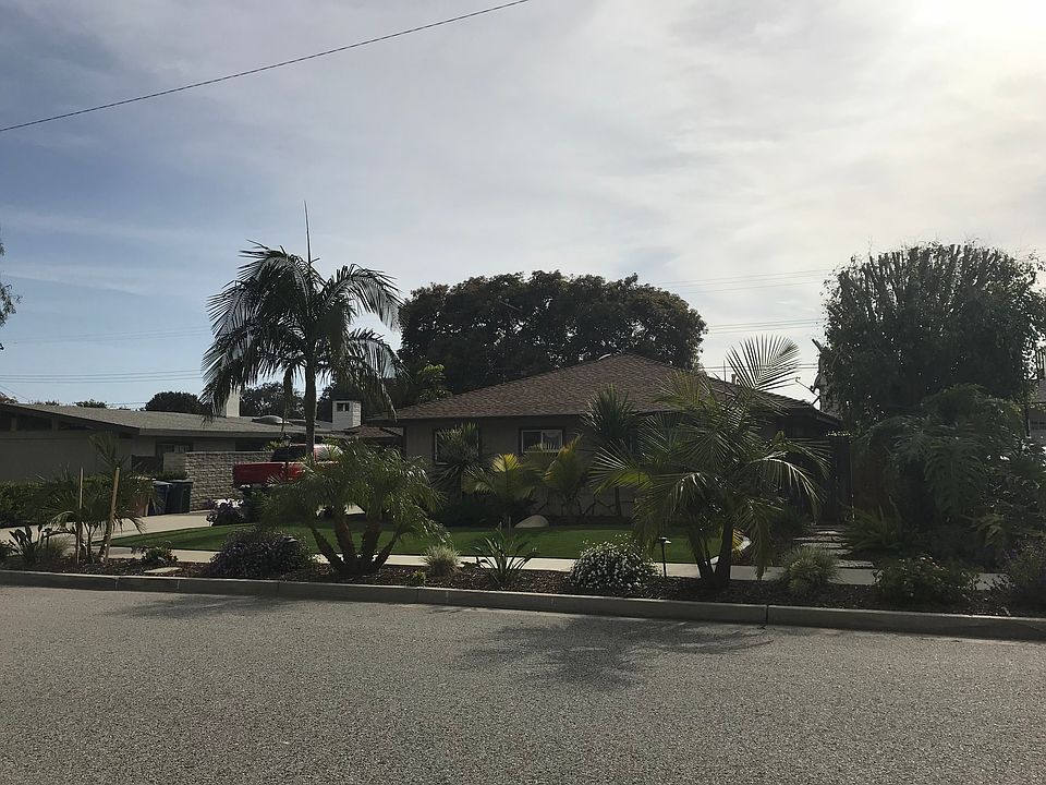 2nd image of 4235 Varsity St