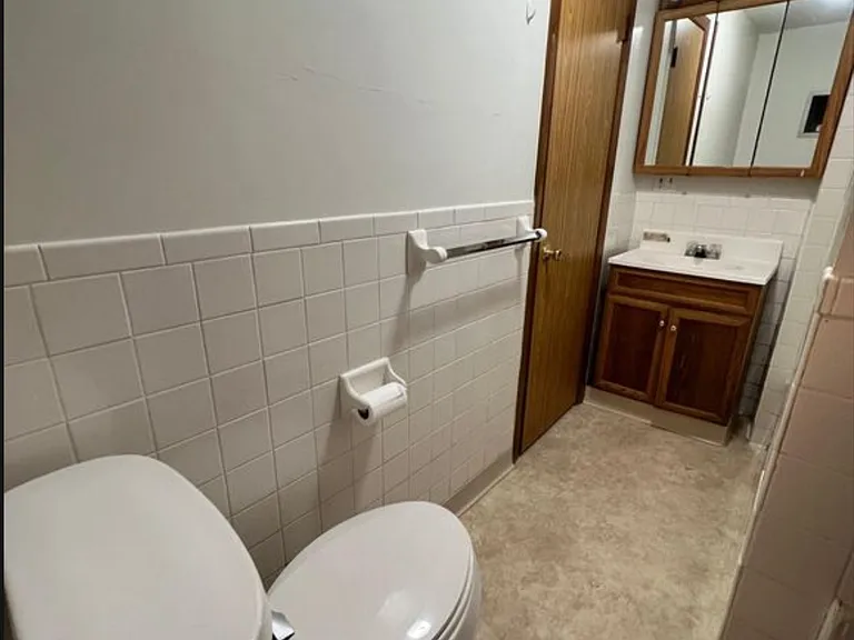 211 S Main St #1 — Photo 7