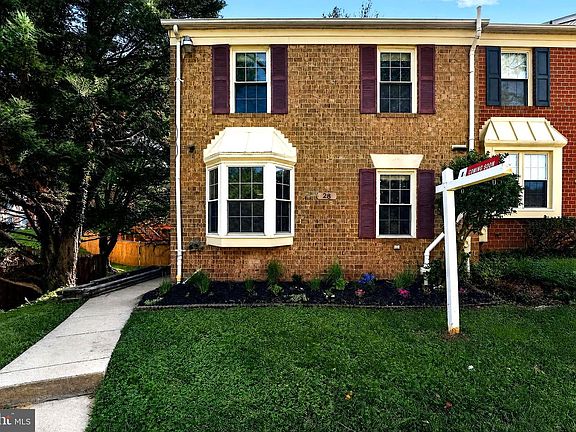 2nd image of 28 Wellspring Cir