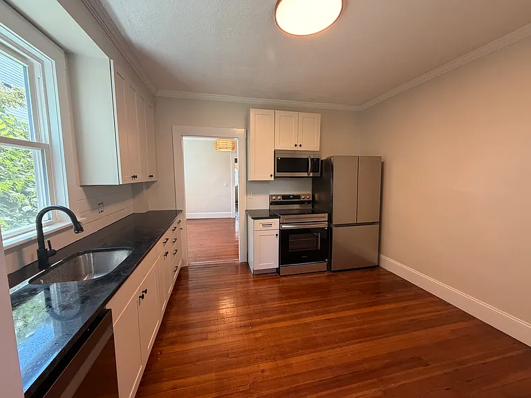 7 Caswell Ave #1 — Photo 6