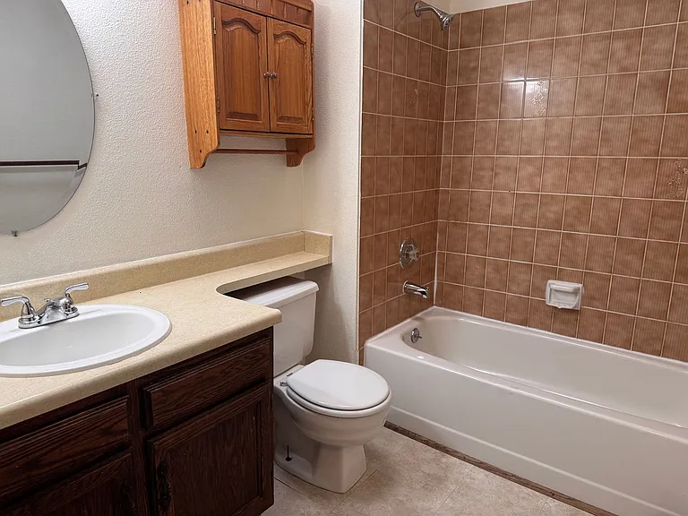 3827 Glenhurst St — Photo 13