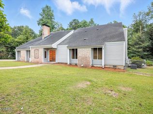 7290 Columbus Rd, Lizella, GA 31052