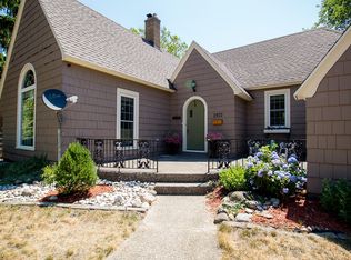 2972 Westland Rd, Muskegon, MI 49441