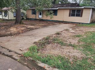 3021 Woodview Dr, Jackson, MS 39212