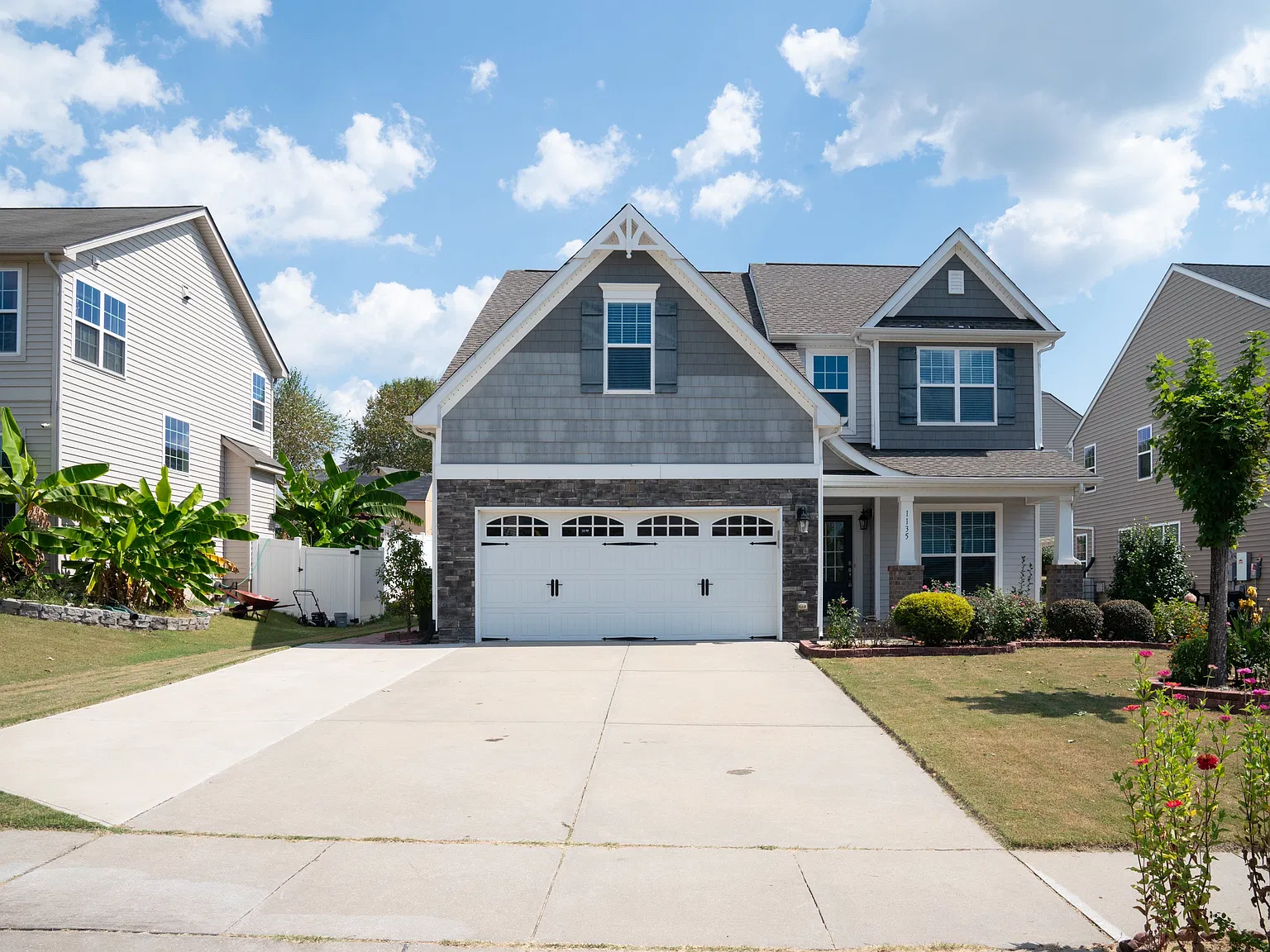 1135 Forest Willow Ln — Photo 1