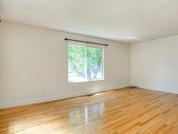 2nd image of 242 Avenue A Avenue